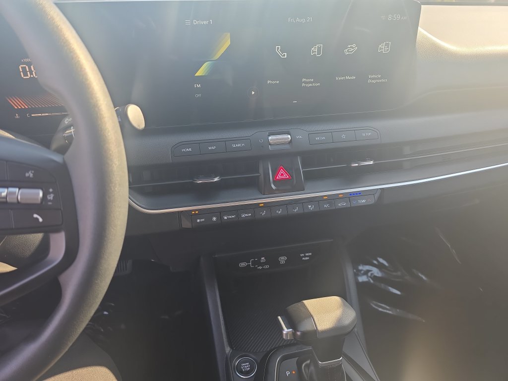 Used 2025 Kia K4 FWD image 16