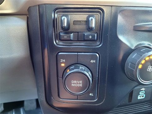 Used 2024 Ford F350 XLT image 17