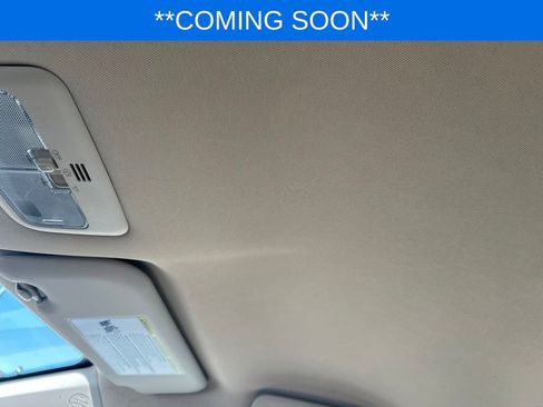 Used 2016 Toyota Corolla LE FWD image 15