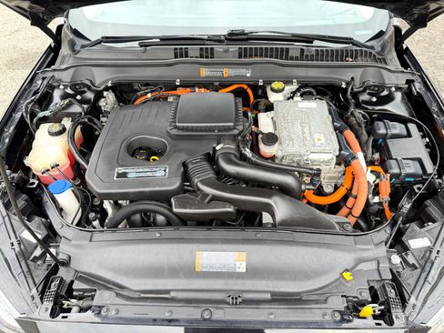 Used 2019 Ford Fusion Energi Titanium image 77
