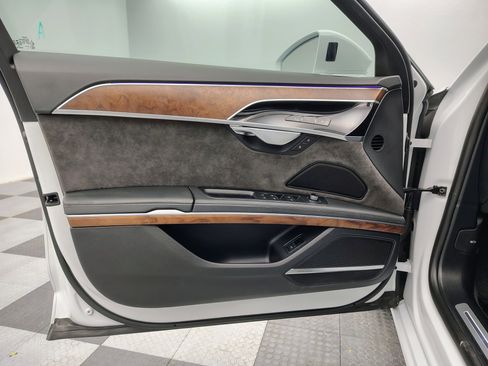 Used 2021 Audi A8 L 3.0T w/ Executive Plus Package image 24