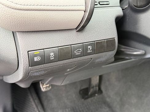 Certified 2023 Toyota Camry LE image 25