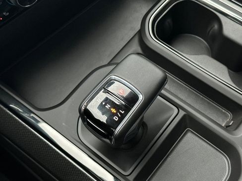 Used 2025 Chevrolet Silverado 1500 ZR2 w/ Technology Package image 29