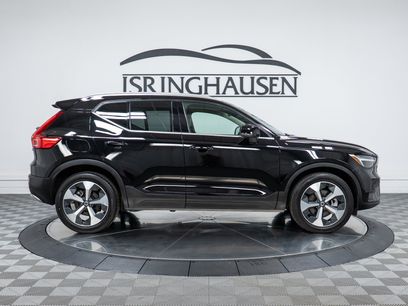 Used 2023 Volvo XC40 B5 Plus w/ Protection Package Premier