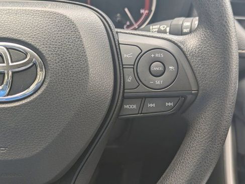 Used 2025 Toyota RAV4 XLE w/ Convenience Package image 22