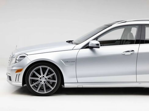 Used 2012 Mercedes-Benz E 63 AMG Wagon image 13