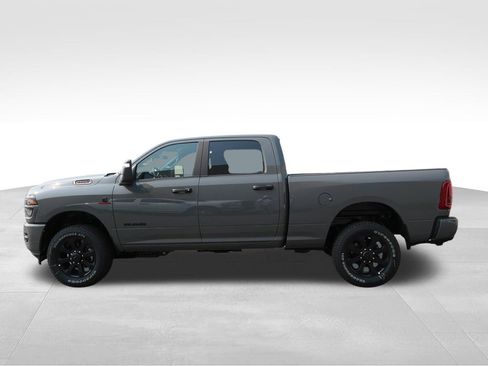 New 2026 RAM 2500 Big Horn AWD/4WD image 3