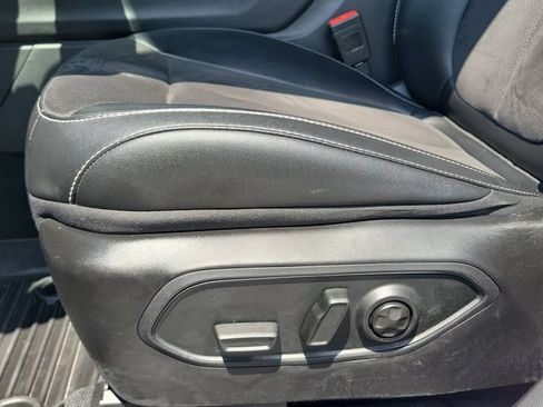 Used 2024 Jeep Grand Cherokee Altitude AWD/4WD image 22