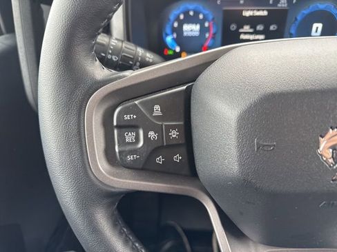 Used 2025 Ford Bronco Badlands AWD/4WD image 24