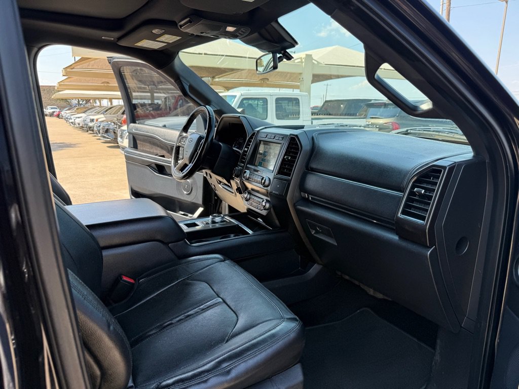 Used 2019 Ford Expedition Max Limited w/ Texas Edition Package RWD image 17