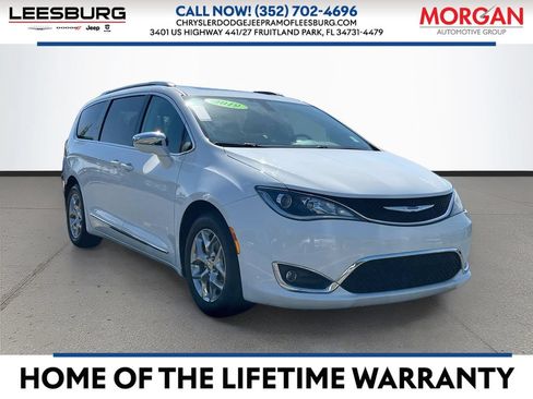 Used 2019 Chrysler Pacifica Limited FWD image 1