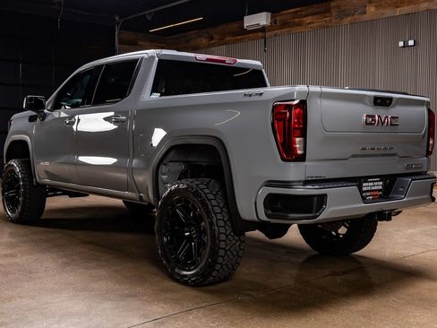 Used 2024 GMC Sierra 1500 Elevation AWD/4WD image 7