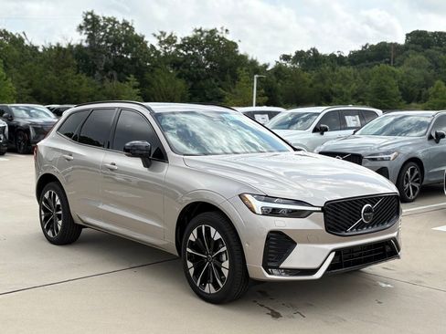 New 2026 Volvo XC60 B5 Plus w/ Protection Package Premier image 3