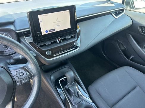 Used 2024 Toyota Corolla LE FWD image 31
