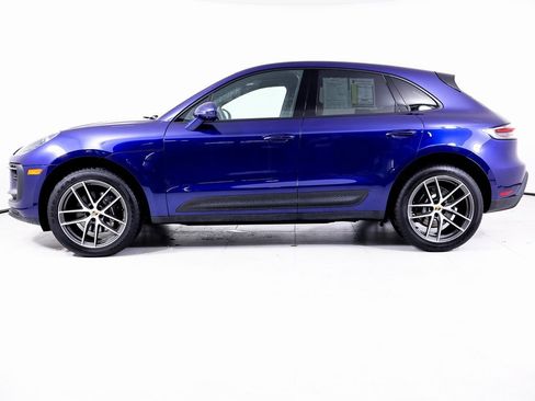 Used 2023 Porsche Macan image 2