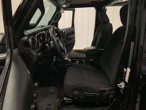 Used 2023 Jeep Gladiator Sport image 41