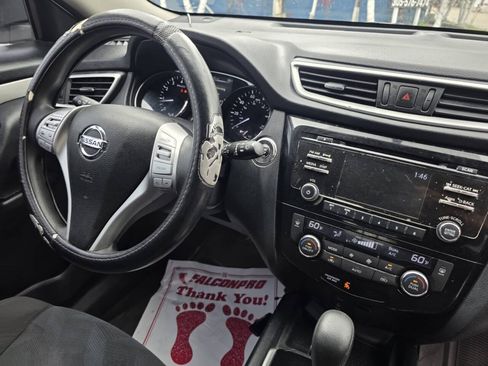 Used 2016 Nissan Rogue SV AWD/4WD image 26