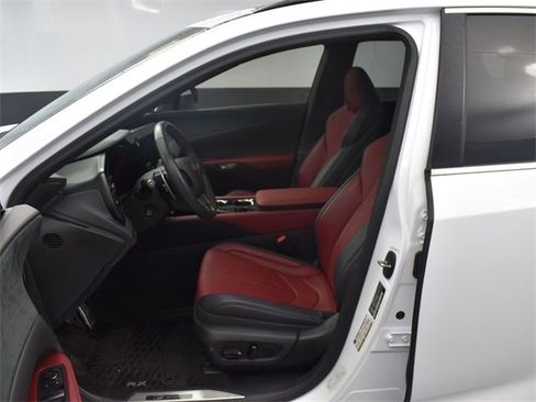 Used 2023 Lexus RX 350 F Sport image 9
