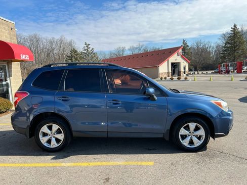 Used 2014 Subaru Forester 2.5i Premium w/ All-Weather Package image 4
