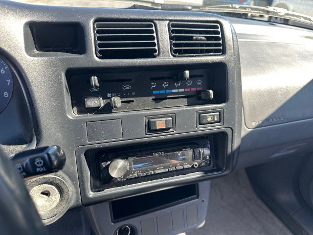 Used 1997 Toyota RAV4 2WD 4-Door w/ "L" Pkg image 15
