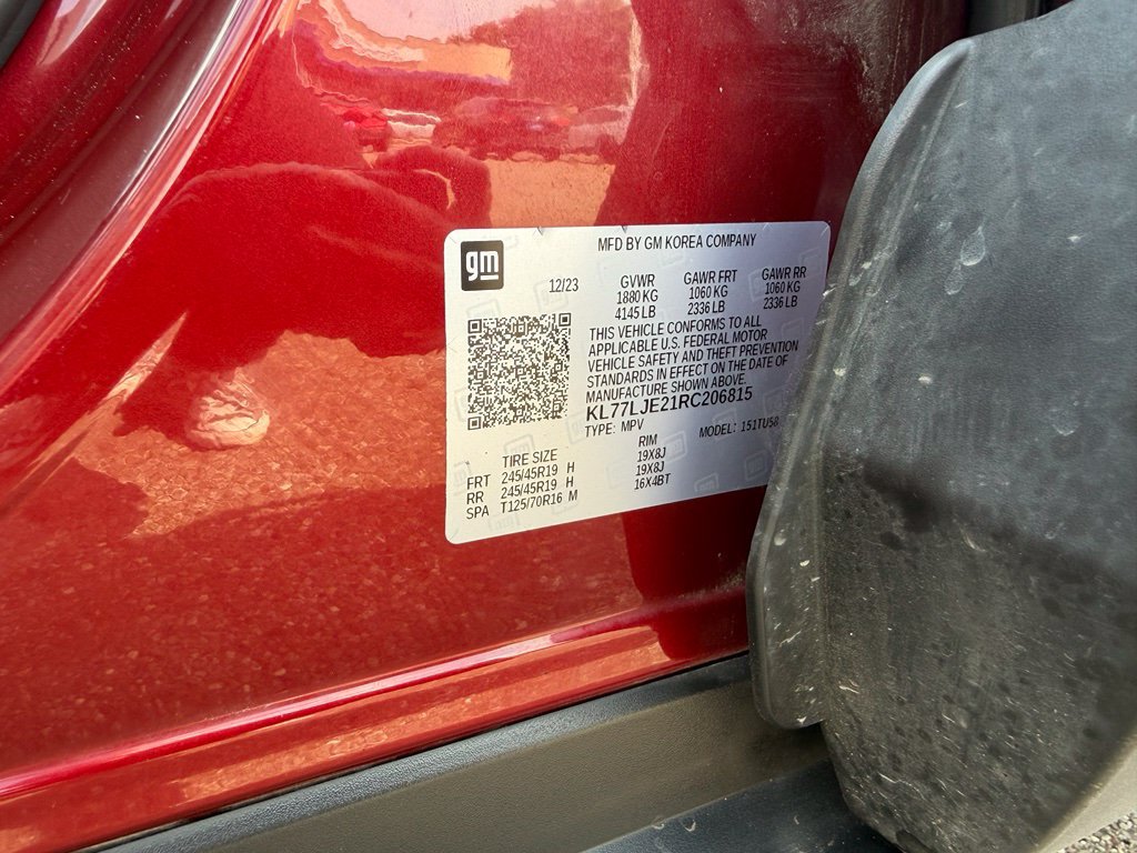 Used 2024 Chevrolet Trax RS w/ Sunroof Package FWD image 12