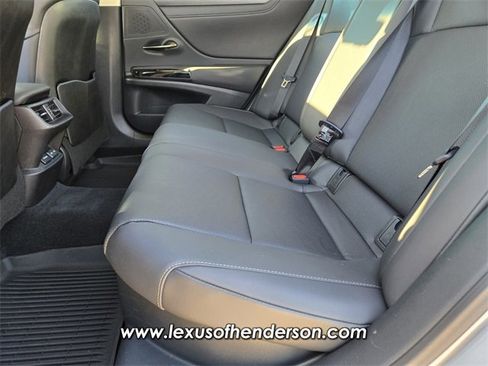 Certified 2023 Lexus ES 300h w/ Premium Package image 13