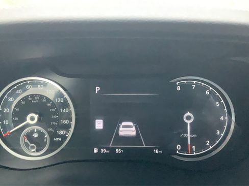 New 2026 Genesis G70 2.5T image 17