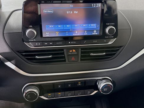 Used 2022 Nissan Altima 2.5 S image 18