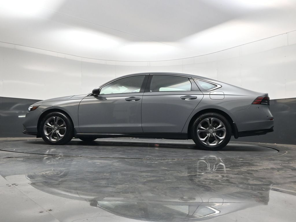 Used 2023 Honda Accord EX-L image 28