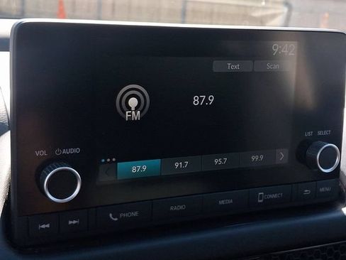 Used 2024 Honda HR-V LX image 16