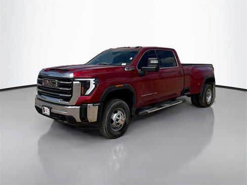 Used 2024 GMC Sierra 3500 SLE w/ SLE Value Package image 3