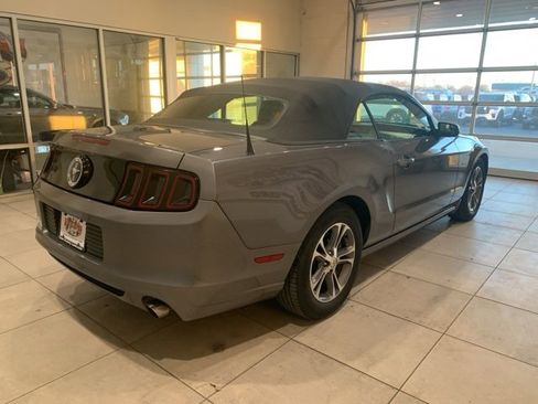 Used 2014 Ford Mustang Premium image 7