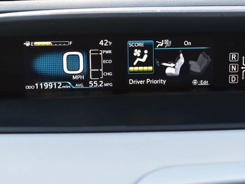 Used 2016 Toyota Prius Three Touring image 34