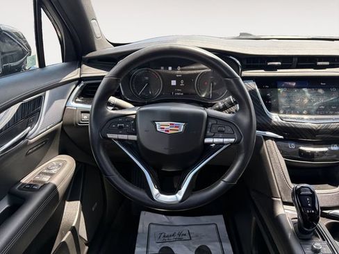 Certified 2024 Cadillac XT6 Premium Luxury w/ Technology Package AWD/4WD image 12