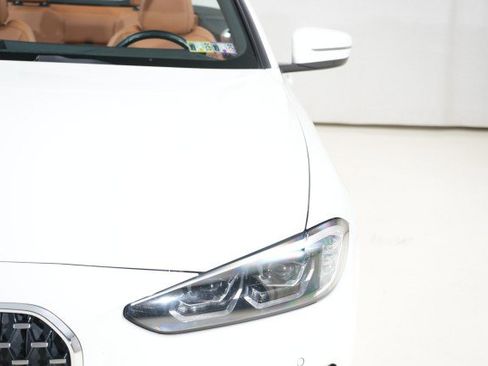Used 2024 BMW 430i Convertible image 10