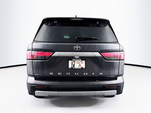 Used 2025 Toyota Sequoia Capstone image 8