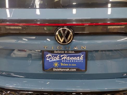 New 2026 Volkswagen Tiguan SEL R-Line image 15