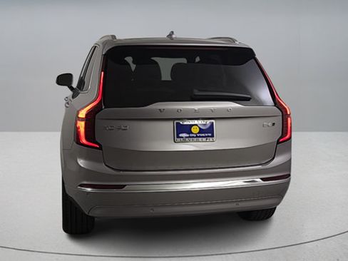 Certified 2026 Volvo XC90 B6 Plus w/ Protection Package Premier AWD/4WD image 5