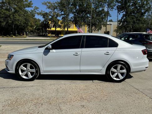 Used 2017 Volkswagen Jetta S image 8