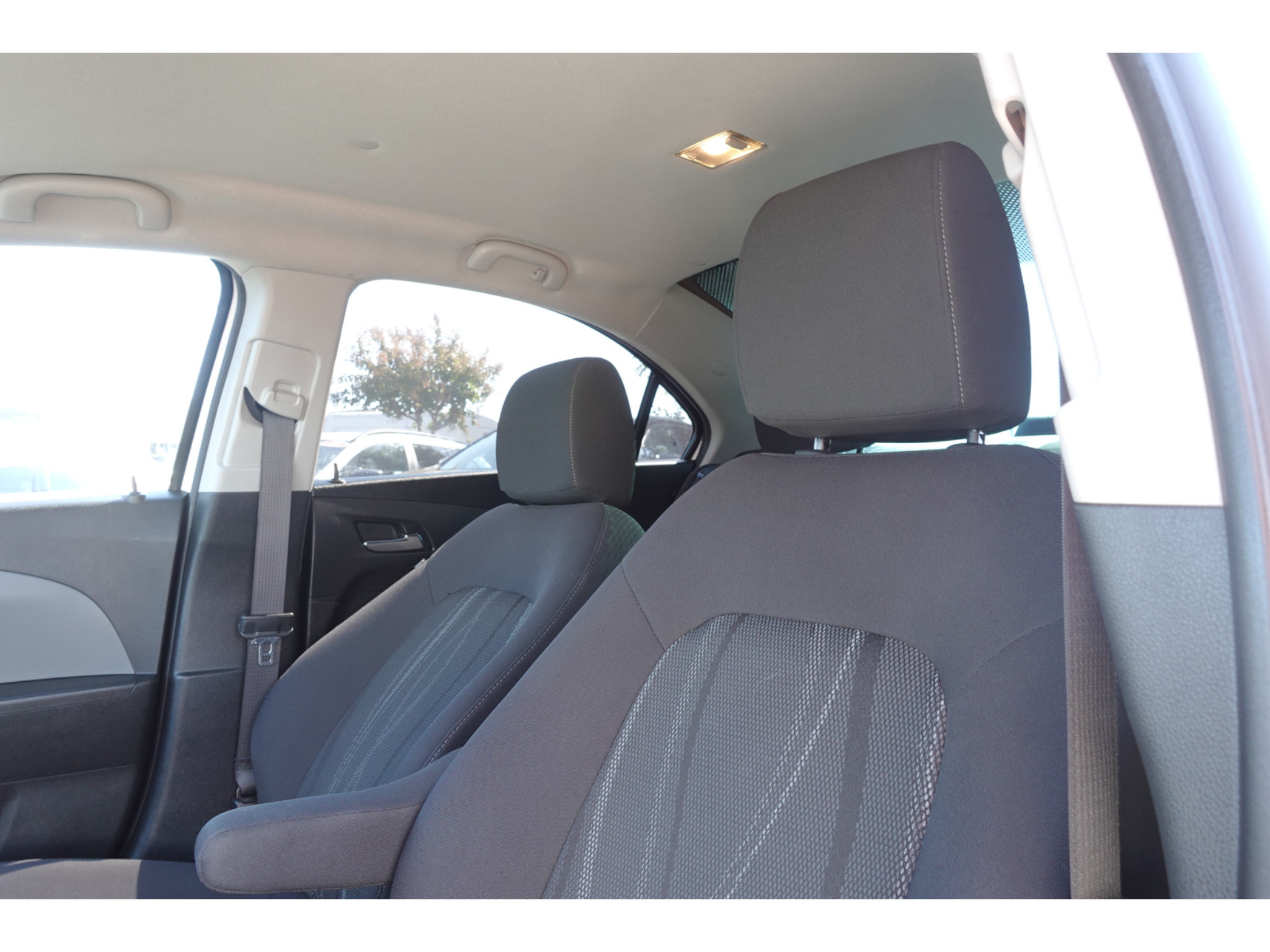 Used 2020 Chevrolet Sonic LT FWD image 10
