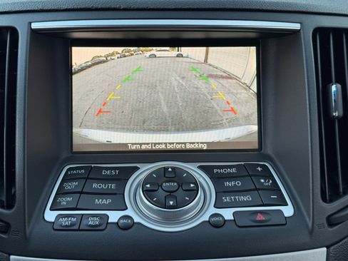 Used 2009 INFINITI G37 Journey w/ Premium Pkg image 28