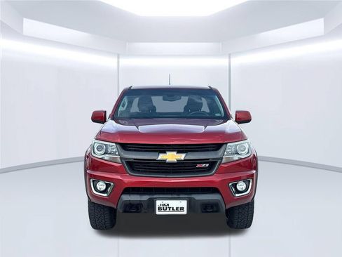 Used 2015 Chevrolet Colorado Z71 AWD/4WD image 10