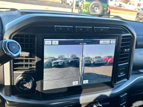 Used 2021 Ford F150 Lariat image 37