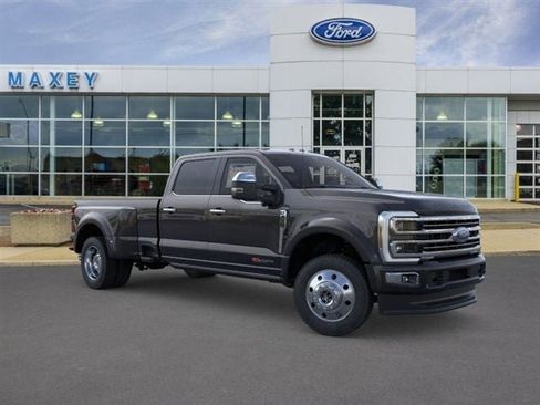 New 2026 Ford F450 Platinum w/ Platinum Plus Package image 51
