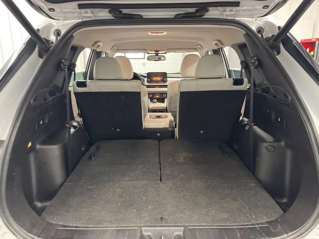 Used 2023 Mitsubishi Outlander SEL AWD/4WD image 14