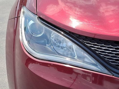Certified 2020 Chrysler Pacifica Limited FWD image 9