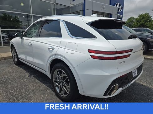 Used 2023 Genesis GV70 2.5T w/ Select Package AWD/4WD image 5