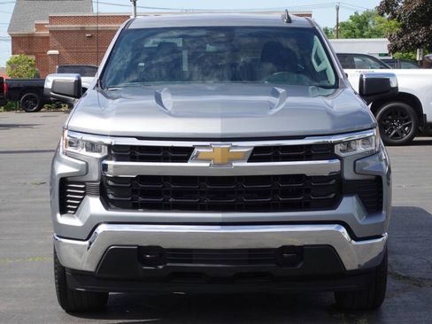 Used 2023 Chevrolet Silverado 1500 LT AWD/4WD image 5