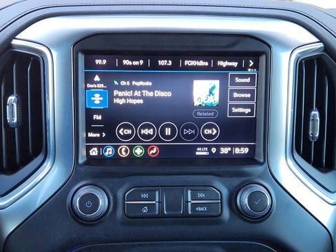 Used 2022 Chevrolet Silverado 2500 LTZ w/ LTZ Texas Edition image 17