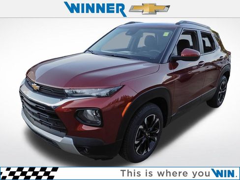 Certified 2021 Chevrolet TrailBlazer LT w/ Driver Confidence Package FWD image 1